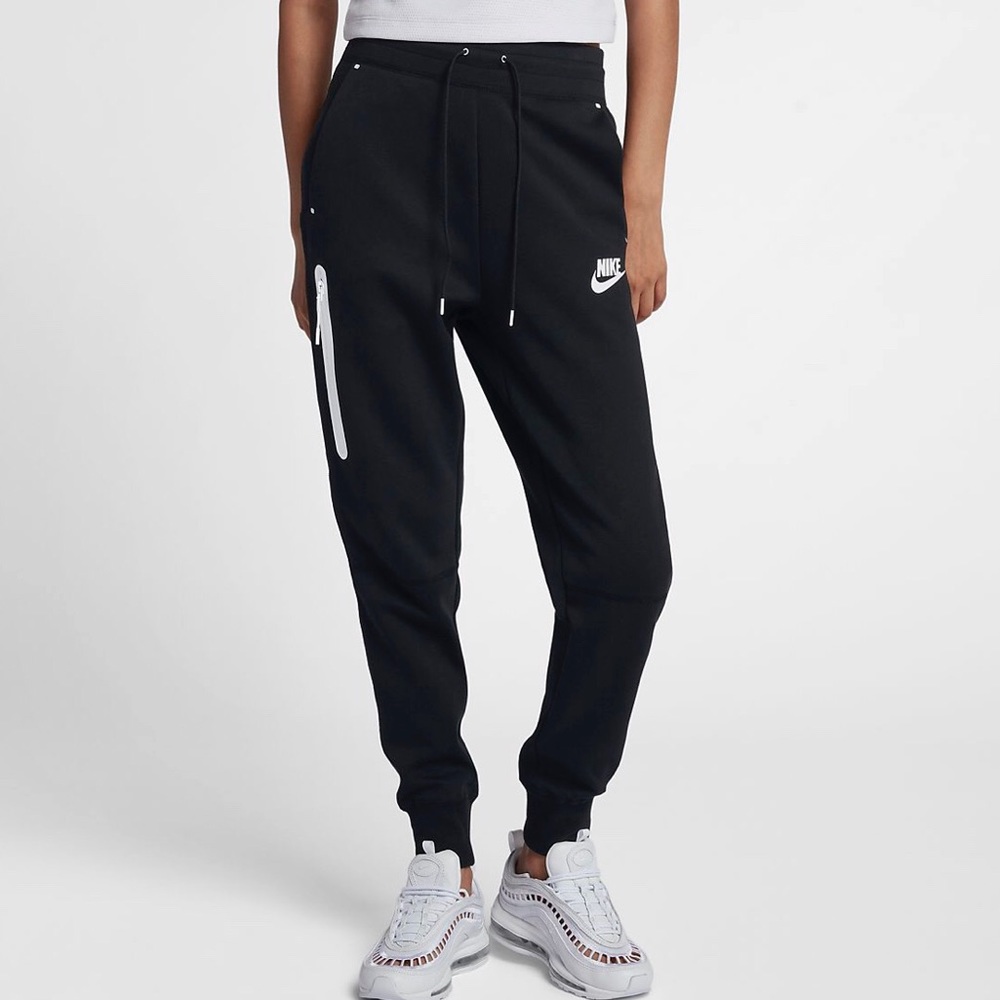 Nike Joggers